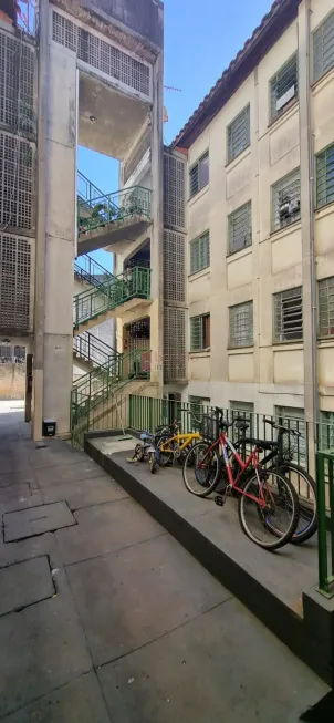 Foto 1 de Apartamento com 2 Quartos à venda, 45m² em Morada das Vinhas, Jundiaí