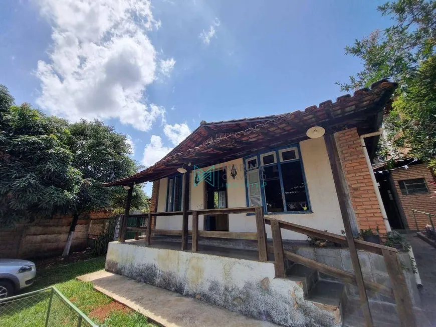Foto 1 de Casa com 4 Quartos à venda, 214m² em Santos Dumont, Lagoa Santa