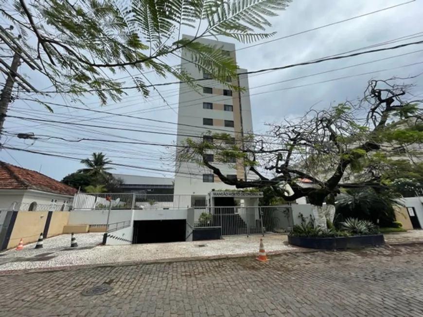 Foto 1 de Apartamento com 3 Quartos para alugar, 130m² em Ondina, Salvador