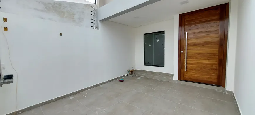 Foto 1 de Sobrado com 4 Quartos à venda, 150m² em Areia Branca, Petrolina