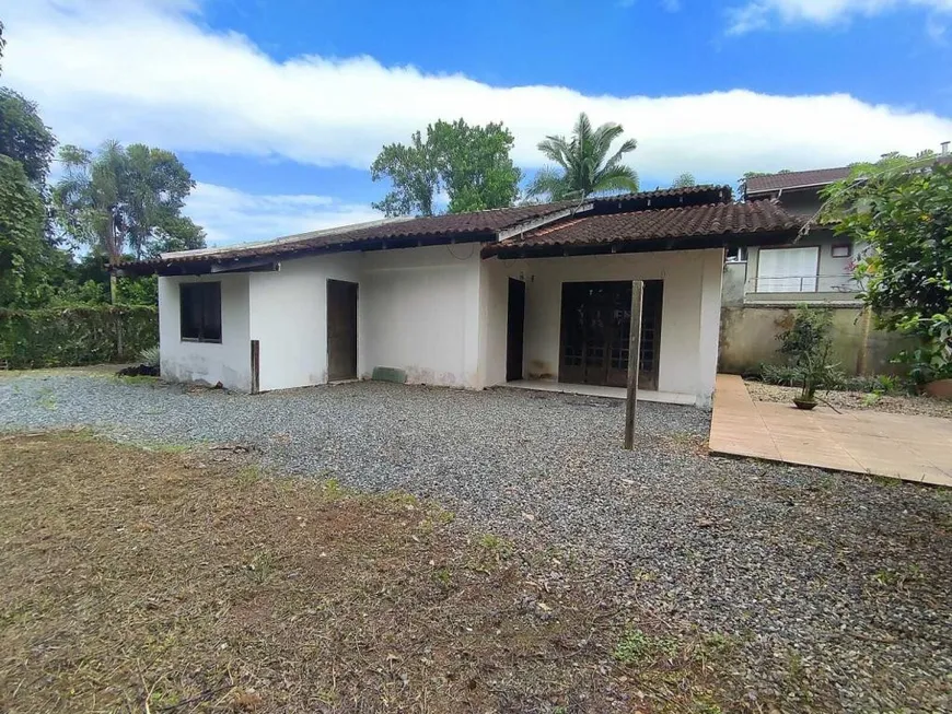 Foto 1 de Casa com 2 Quartos à venda, 89m² em Santo Antônio, Joinville