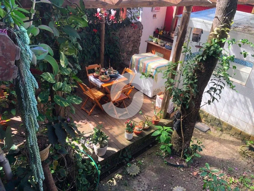 Foto 1 de Casa com 3 Quartos à venda, 170m² em Matapaca, Niterói