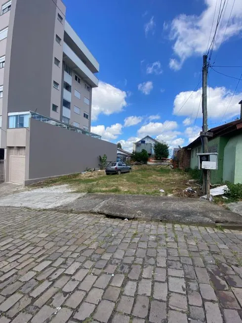 Foto 1 de Lote/Terreno à venda, 396m² em Charqueadas, Caxias do Sul