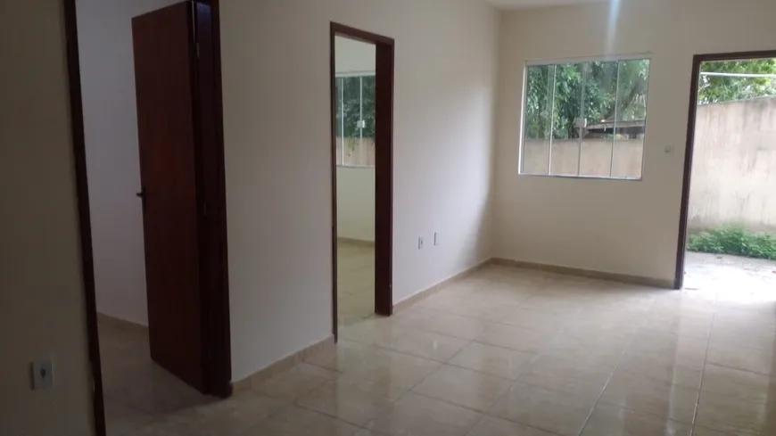 Foto 1 de Apartamento com 2 Quartos para alugar, 60m² em Nova Esperanca, Rio das Ostras