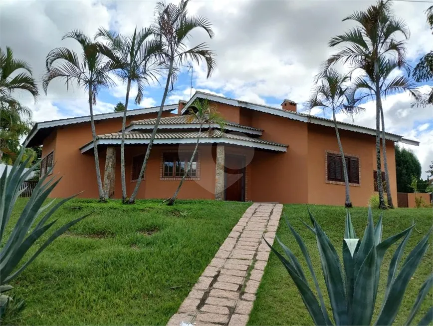 Foto 1 de Casa com 3 Quartos à venda, 250m² em Parque Village Castelo, Itu