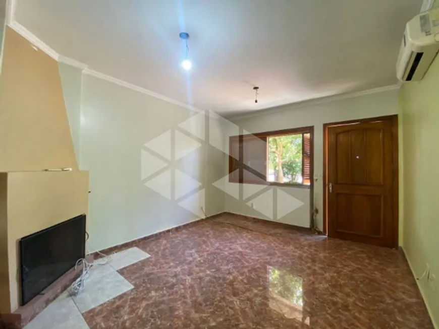 Foto 1 de Casa de Condomínio com 3 Quartos para alugar, 242m² em Guarujá, Porto Alegre
