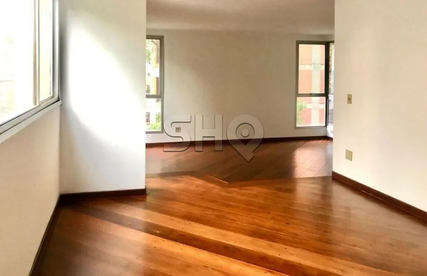 Foto 1 de Apartamento com 2 Quartos para alugar, 195m² em Real Parque, São Paulo