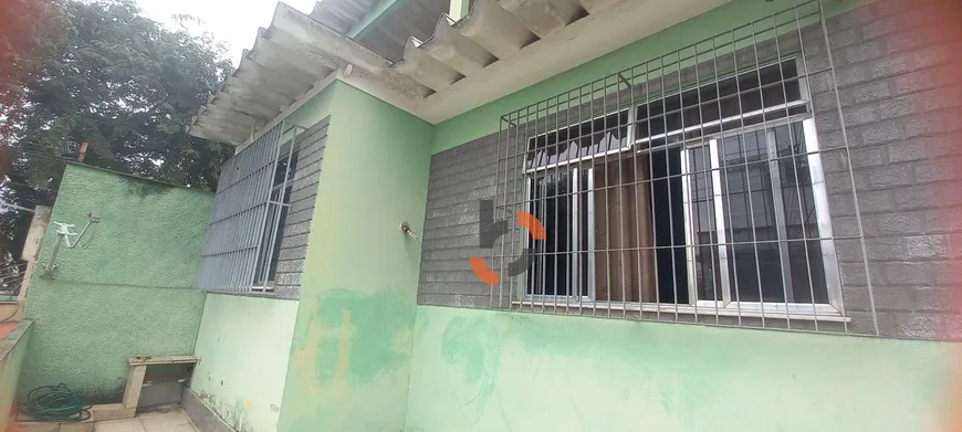 Foto 1 de Casa com 3 Quartos à venda, 241m² em Califórnia, Nova Iguaçu