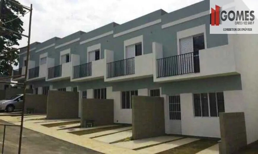 Foto 1 de Sobrado com 2 Quartos à venda, 94m² em Biritiba, Poá