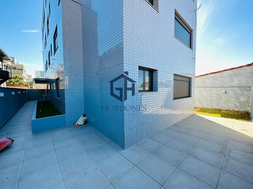 Foto 1 de Apartamento com 4 Quartos à venda, 230m² em Santa Rosa, Belo Horizonte
