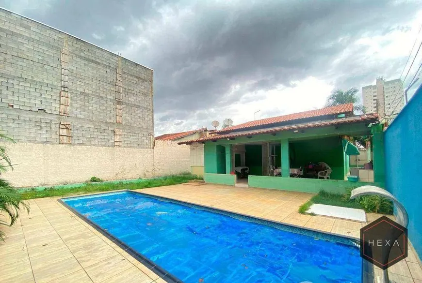 Foto 1 de Casa com 3 Quartos à venda, 174m² em Cidade Jardim, Goiânia