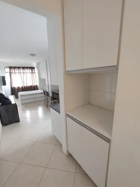 Foto 1 de Apartamento com 1 Quarto para alugar, 40m² em Bela Vista, São Paulo