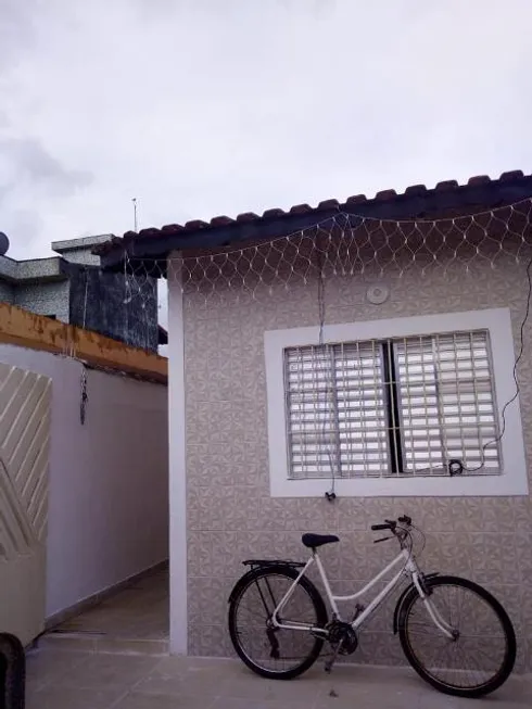 Foto 1 de Casa com 2 Quartos à venda, 55m² em Balneário Gaivotas, Itanhaém