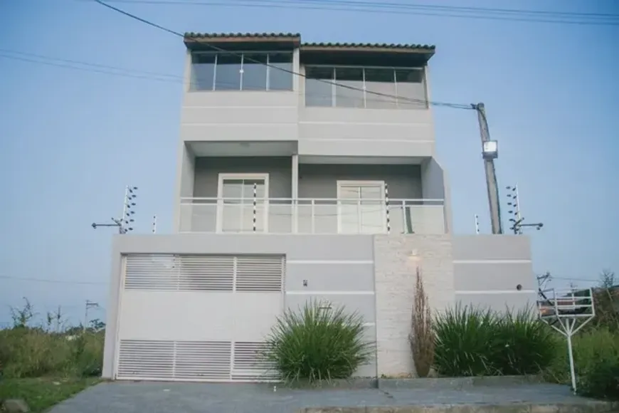 Foto 1 de Casa com 3 Quartos à venda, 260m² em Alpha Green, Campos dos Goytacazes