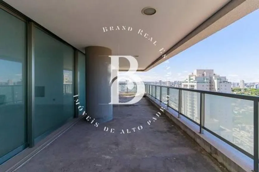 Foto 1 de Apartamento com 4 Quartos à venda, 490m² em Campo Belo, São Paulo