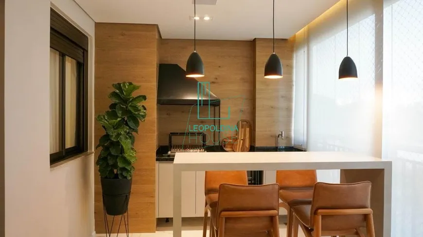 Foto 1 de Apartamento com 2 Quartos à venda, 93m² em Água Branca, São Paulo