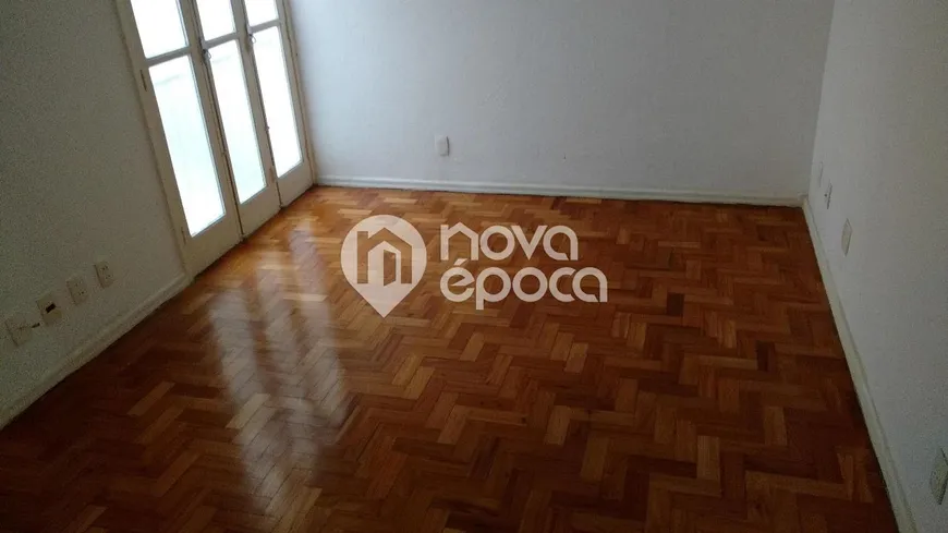 Foto 1 de Apartamento com 2 Quartos à venda, 61m² em Cosme Velho, Rio de Janeiro