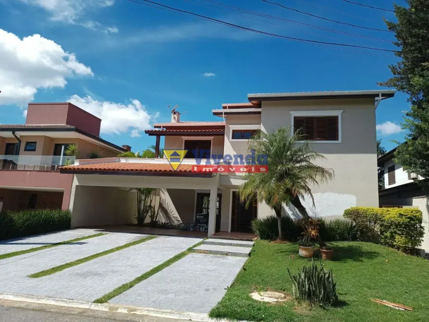 Foto 1 de Casa de Condomínio com 4 Quartos à venda, 330m² em Morada dos Pinheiros Aldeia da Serra , Santana de Parnaíba