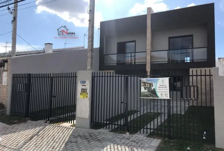 Foto 1 de Sobrado com 2 Quartos à venda, 79m² em Sitio Cercado, Curitiba