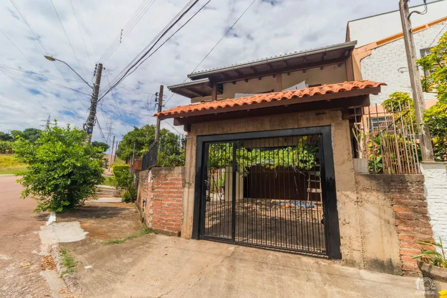 Foto 1 de Casa com 3 Quartos à venda, 210m² em Petrópolis, Novo Hamburgo