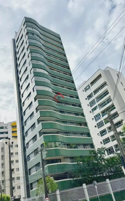 Foto 1 de Apartamento com 4 Quartos à venda, 165m² em Meireles, Fortaleza