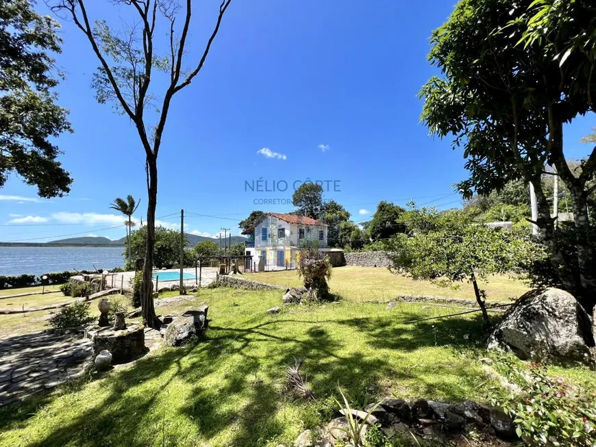 Foto 1 de Casa com 2 Quartos à venda, 249m² em Lagoa da Conceição, Florianópolis
