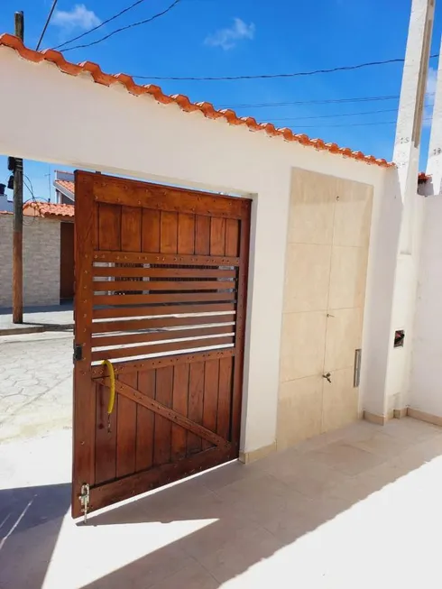 Foto 1 de Casa com 2 Quartos à venda, 100m² em Nossa Senhora do Sion, Itanhaém