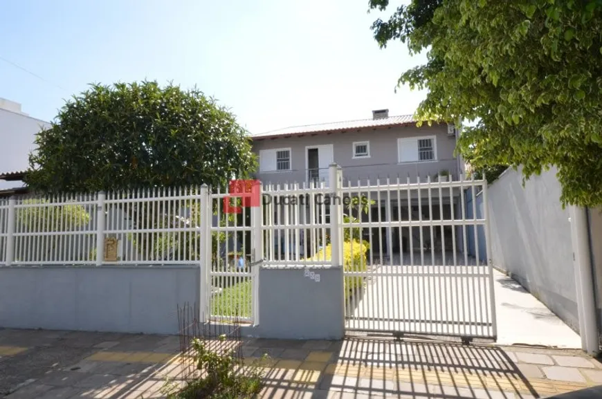 Foto 1 de Casa com 2 Quartos à venda, 140m² em Igara, Canoas