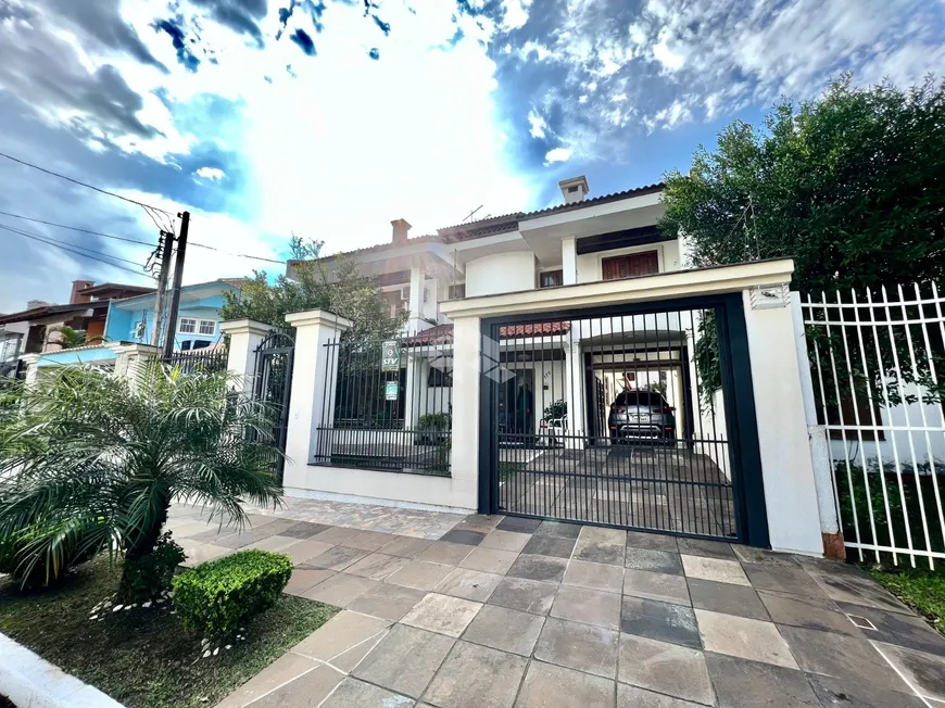 Foto 1 de Casa com 4 Quartos à venda, 450m² em Marechal Rondon, Canoas