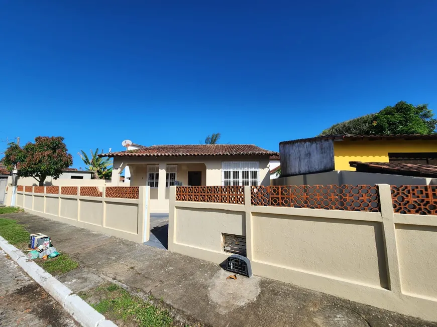 Foto 1 de Casa com 3 Quartos à venda, 222m² em Barra de São João, Casimiro de Abreu
