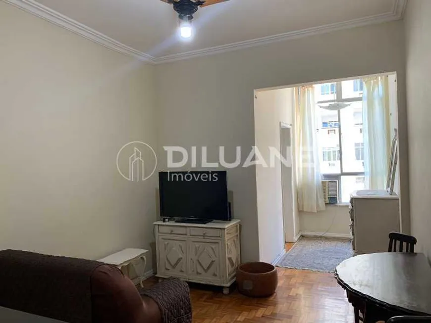 Foto 1 de Apartamento com 1 Quarto à venda, 48m² em Copacabana, Rio de Janeiro