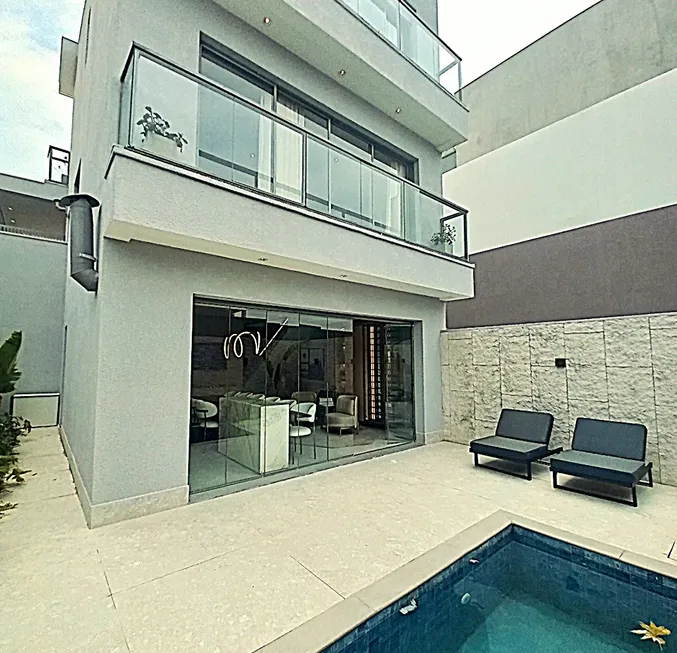 Foto 1 de Casa de Condomínio com 3 Quartos à venda, 187m² em Tamboré, Santana de Parnaíba