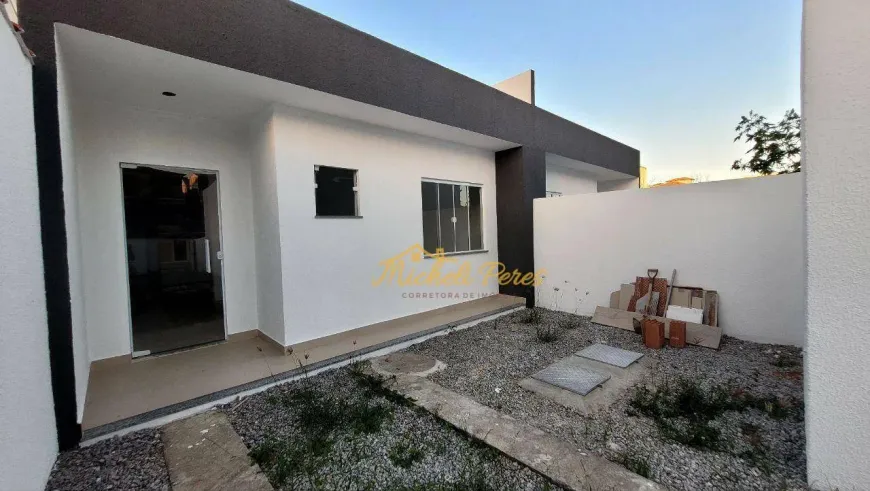 Foto 1 de Casa com 2 Quartos à venda, 60m² em Maria Turri, Rio das Ostras