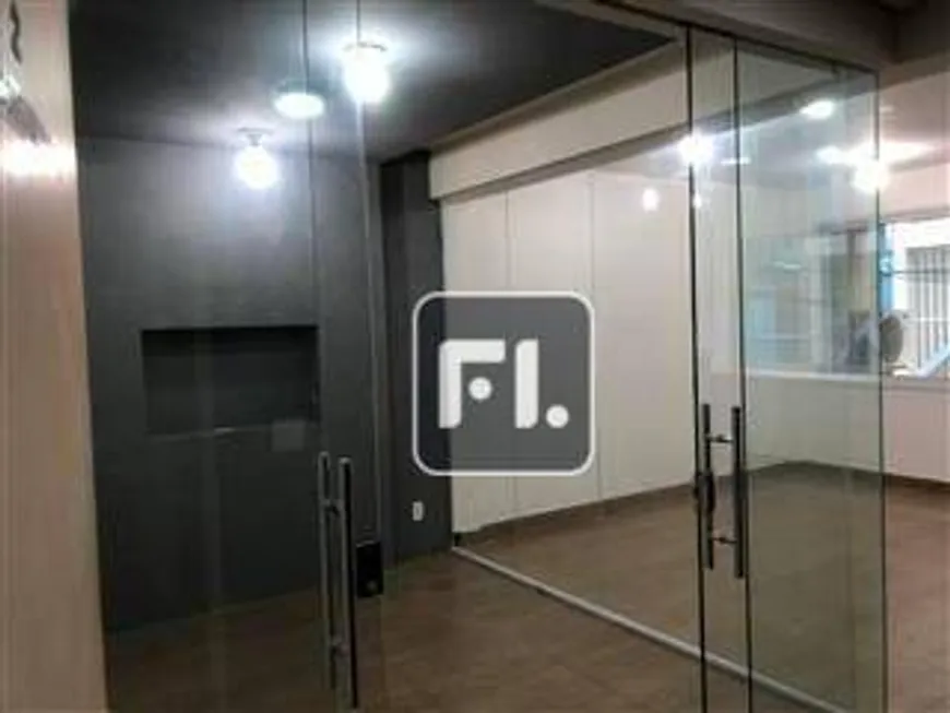 Foto 1 de Sala Comercial para alugar, 48m² em Centro de Apoio II Alphaville, Santana de Parnaíba
