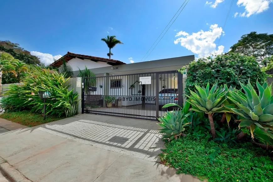 Foto 1 de Casa com 4 Quartos à venda, 1320m² em Setor de Habitações Individuais Norte, Brasília