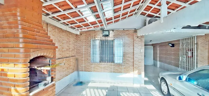 Foto 1 de Casa com 2 Quartos à venda, 80m² em Canto do Forte, Praia Grande