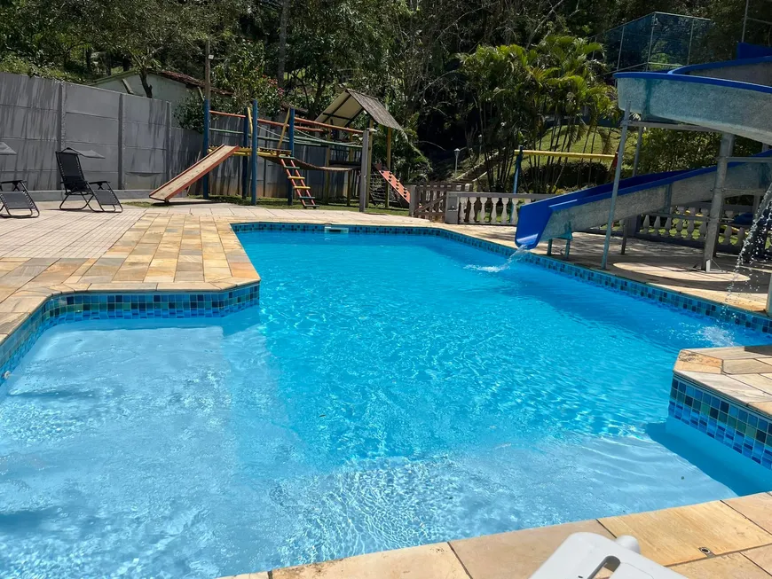 Foto 1 de Fazenda/Sítio com 4 Quartos para alugar em Centro, Juquitiba