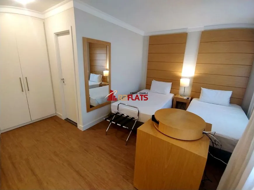 Foto 1 de Flat com 1 Quarto para alugar, 29m² em Campo Belo, São Paulo