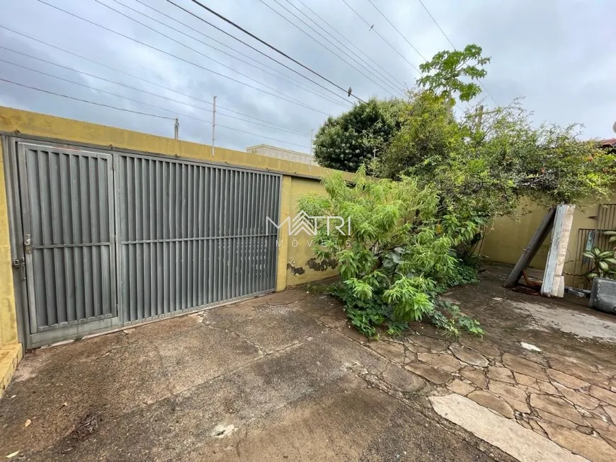 Foto 1 de Casa com 3 Quartos à venda, 158m² em Centro, Araraquara