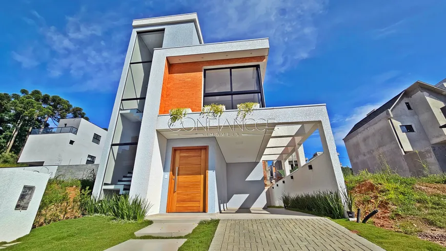 Foto 1 de Casa de Condomínio com 3 Quartos à venda, 160m² em Santa Cândida, Curitiba