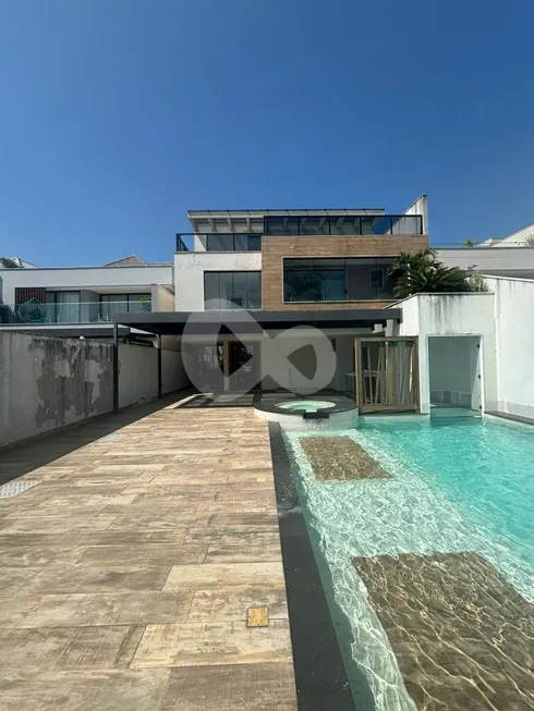 Foto 1 de Apartamento com 4 Quartos à venda, 437m² em Barra da Tijuca, Rio de Janeiro