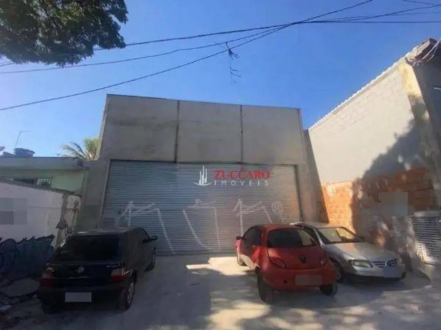 Foto 1 de Galpão/Depósito/Armazém para alugar, 180m² em Cidade Serodio, Guarulhos