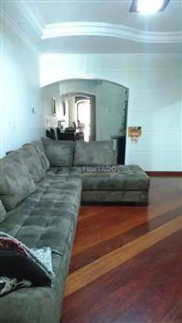 Foto 1 de Sobrado com 3 Quartos à venda, 200m² em Jardim Ana Maria, Santo André