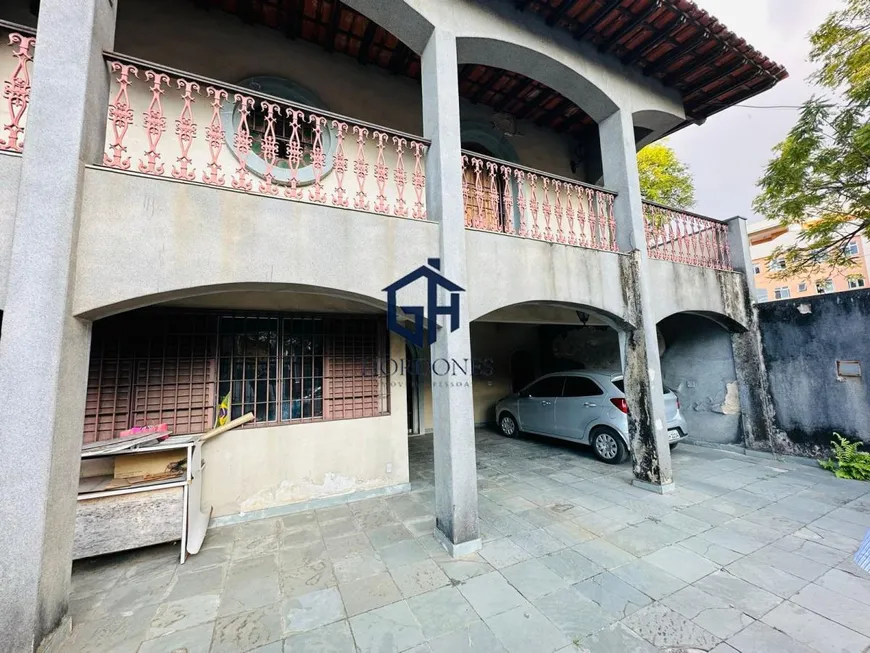 Foto 1 de Casa com 4 Quartos à venda, 360m² em Ouro Preto, Belo Horizonte