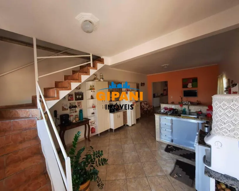 Foto 1 de Sobrado com 2 Quartos à venda, 160m² em Jardim Alzira, Pedreira