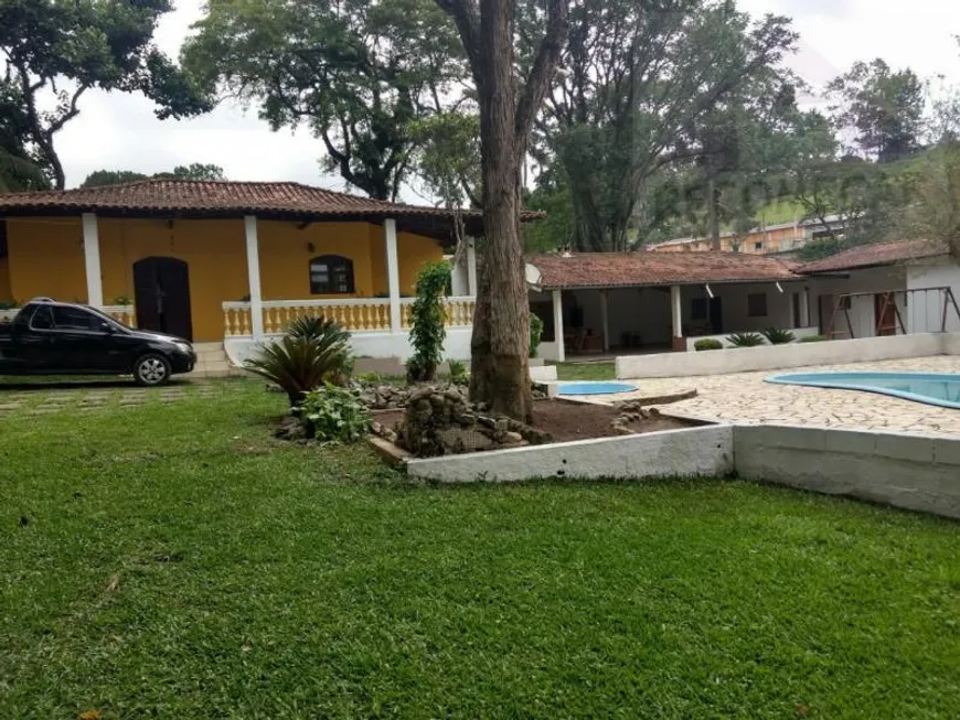 Foto 1 de Fazenda/Sítio com 5 Quartos à venda, 289m² em Capoavinha, Mairiporã
