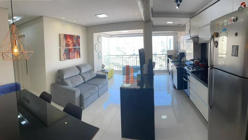 Foto 1 de Apartamento com 2 Quartos à venda, 60m² em Água Rasa, São Paulo