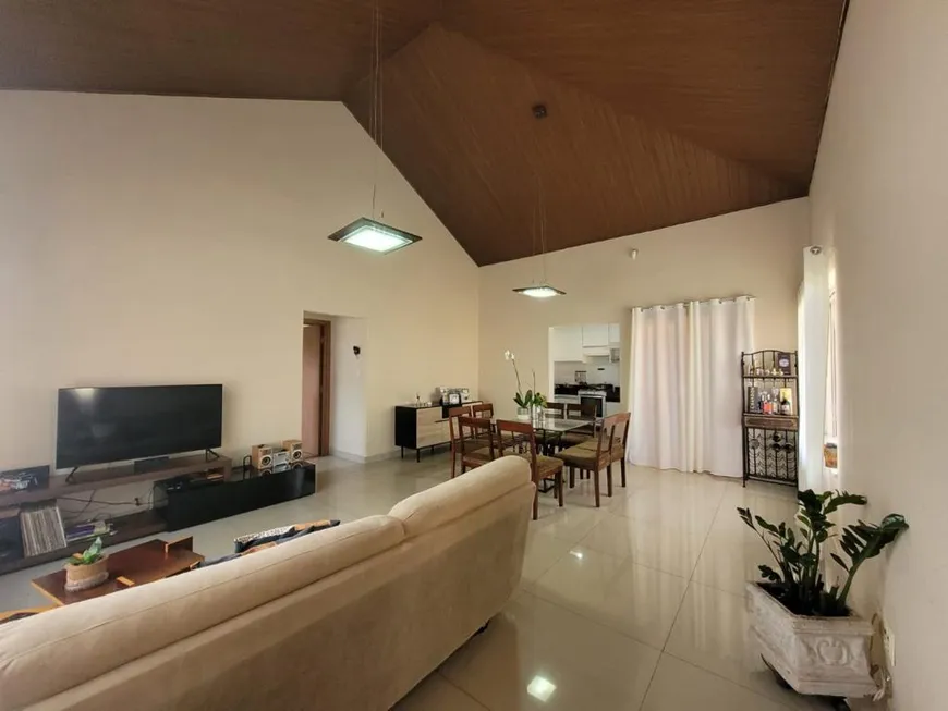 Foto 1 de Casa com 3 Quartos à venda, 160m² em Vale do Sol, Nova Lima