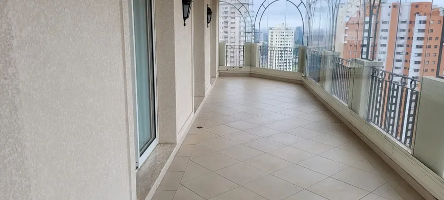 Foto 1 de Apartamento com 3 Quartos à venda, 260m² em Jardim Fonte do Morumbi , São Paulo