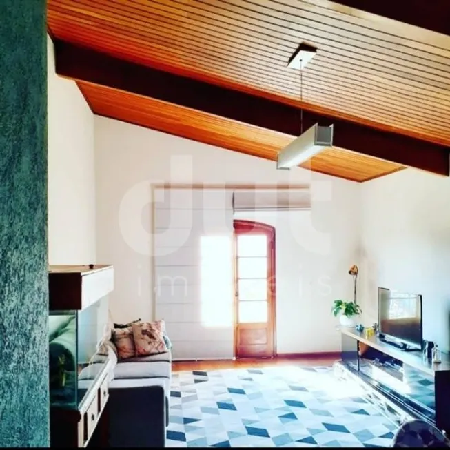 Foto 1 de Sobrado com 3 Quartos à venda, 268m² em Vila Bela Vista, Itatiba